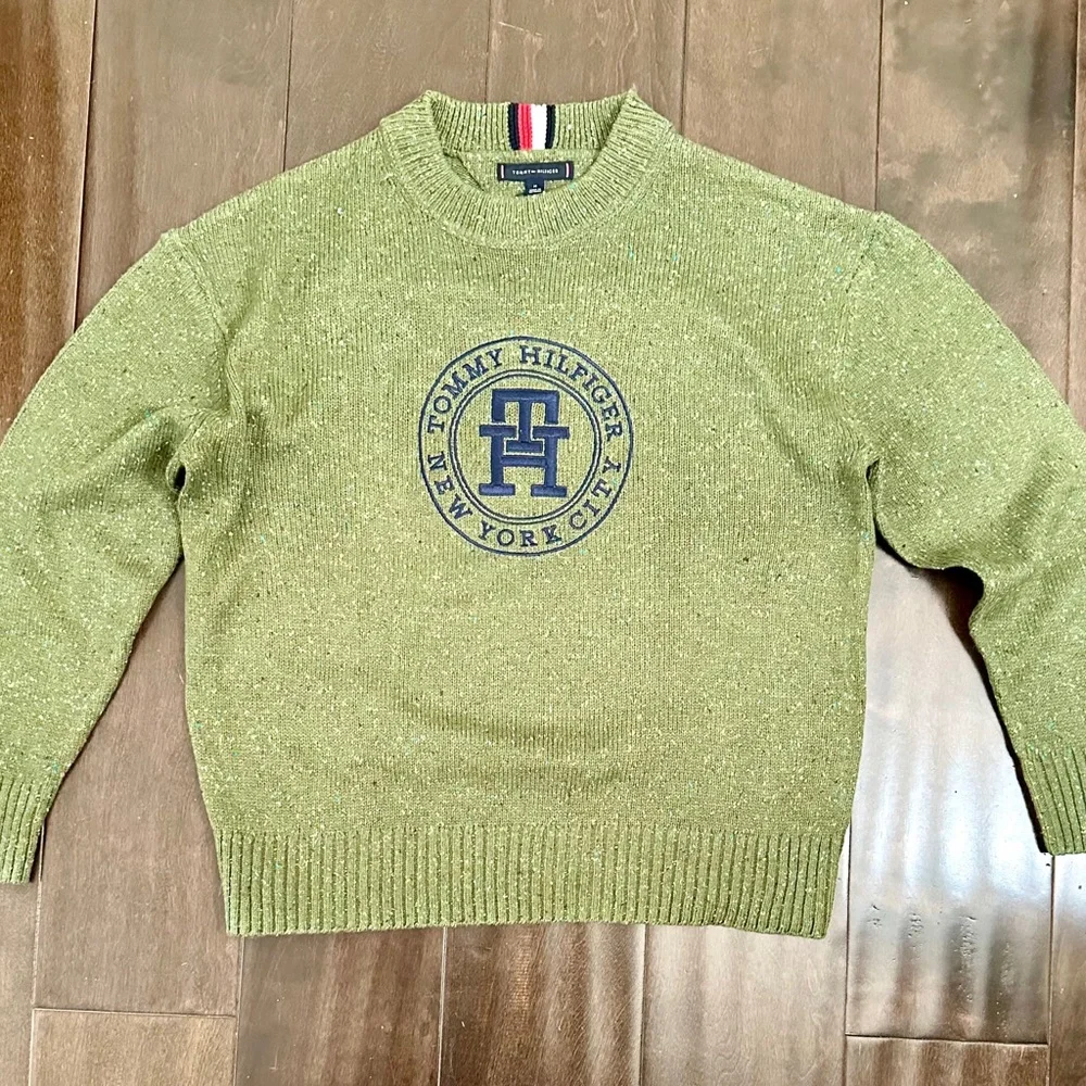 NWT Tommy Hilfiger Crewneck Sweater Unisex - Picture 8 of 12